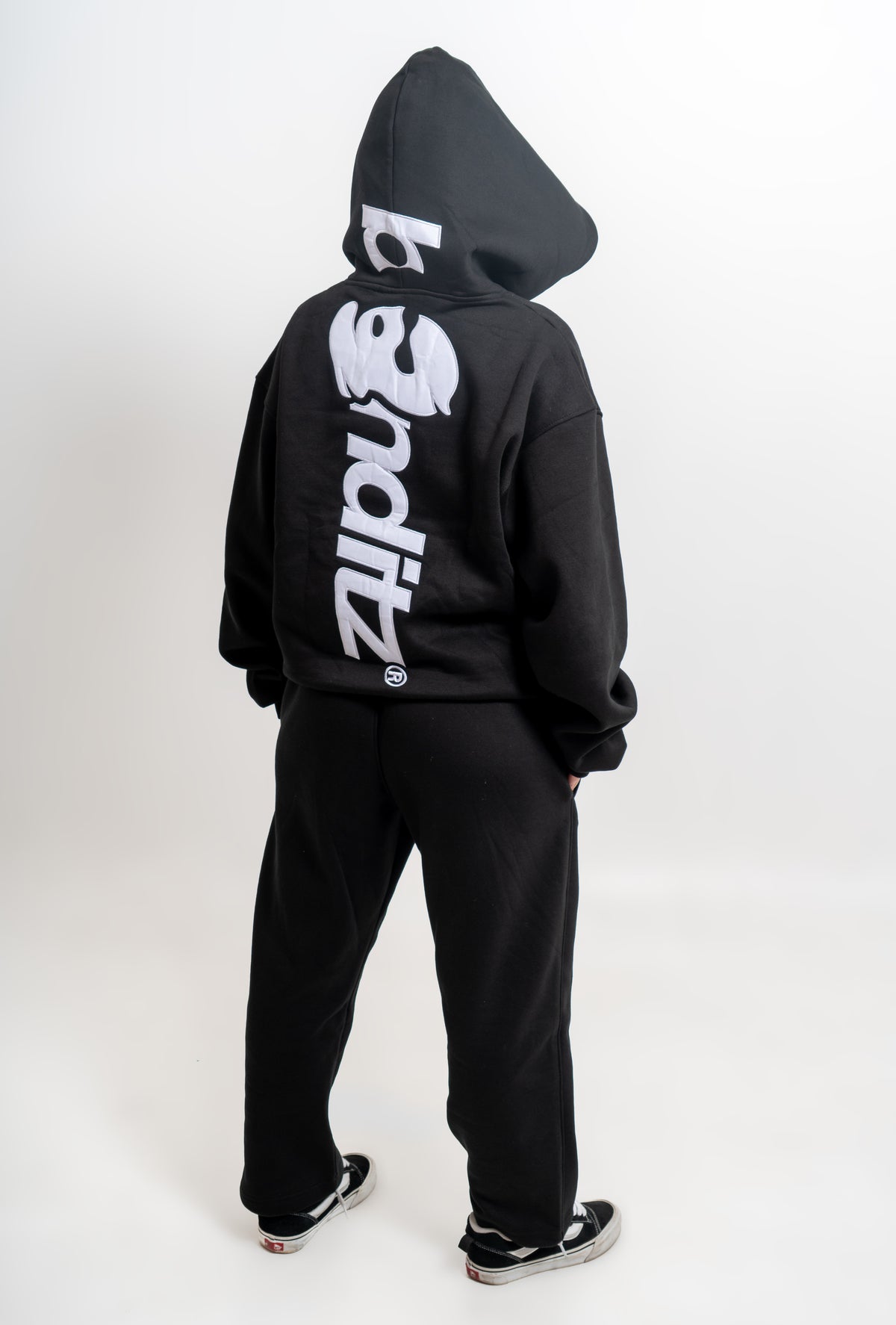 BANDITZ ® BLACK SWEATSUIT